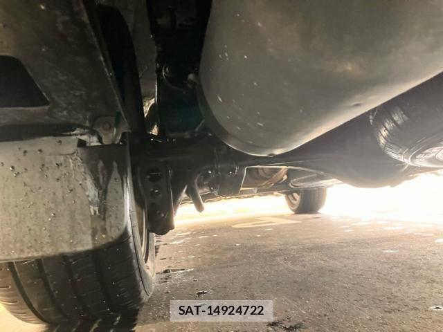 Toyota LAND CRUISER 2016-04 6002667-19