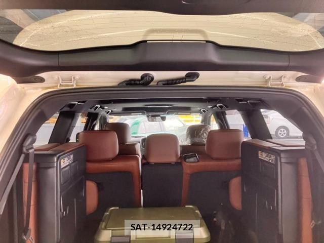 Toyota LAND CRUISER 2016-04 6002667-8