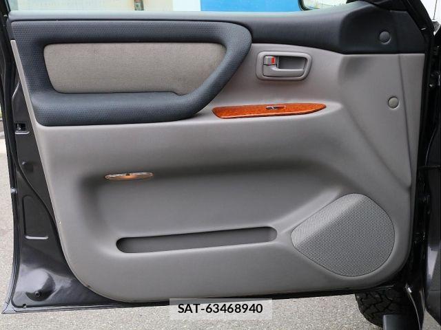 Toyota LAND CRUISER 2006-01 6002678-13