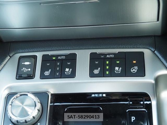 Toyota LAND CRUISER 2018-02 6244995-27