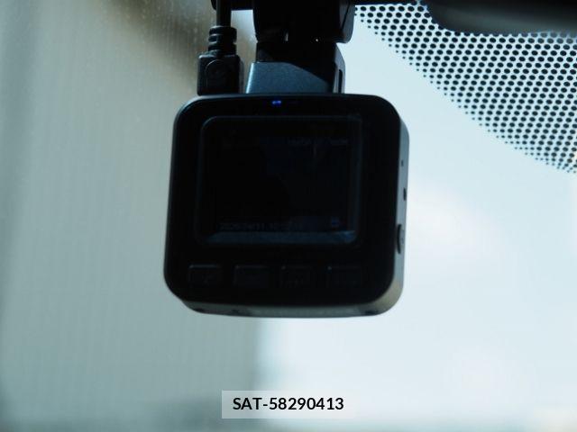 Toyota LAND CRUISER 2018-02 6244995-28