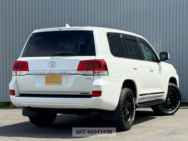 Toyota LAND CRUISER 2016-10 6245002-3