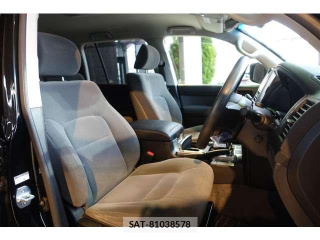 Toyota LAND CRUISER 2019-11 6264738-18