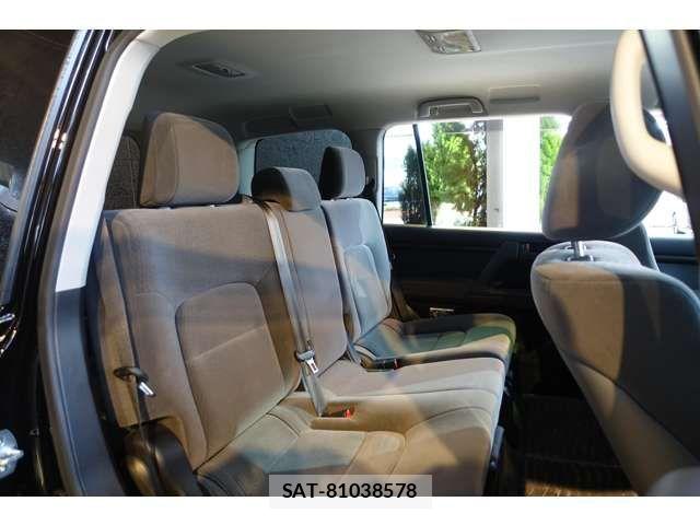 Toyota LAND CRUISER 2019-11 6264738-19