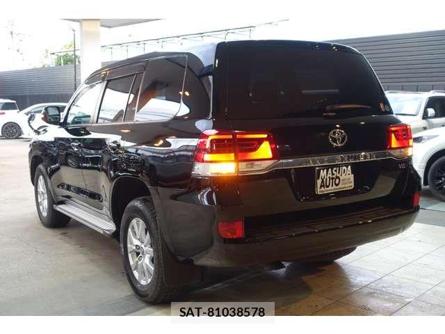Toyota LAND CRUISER 2019-11 6264738-4