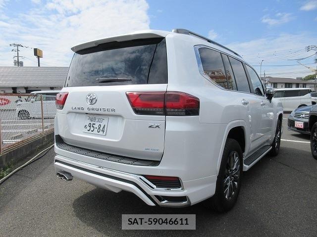 Toyota LAND CRUISER 2024-09 6264737-2