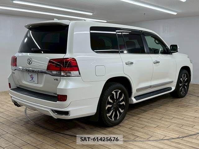 Toyota LAND CRUISER 2016-03 6276655-16