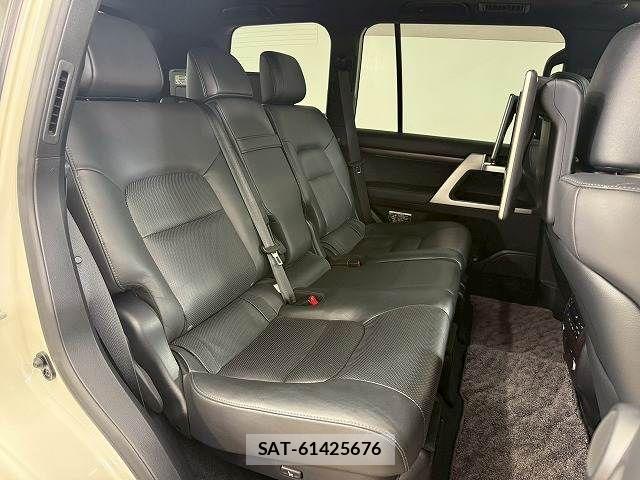 Toyota LAND CRUISER 2016-03 6276655-4