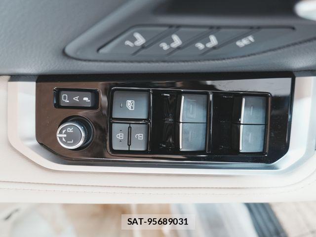 Toyota LAND CRUISER 2026-01 6612659-25