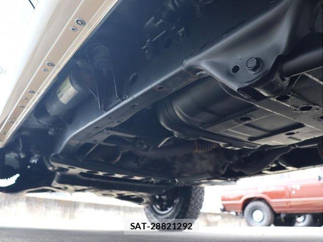 Toyota LAND CRUISER 2004-01 6612668-11