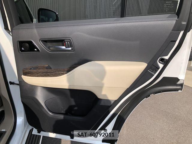 Toyota LAND CRUISER 2023-04 6612661-14