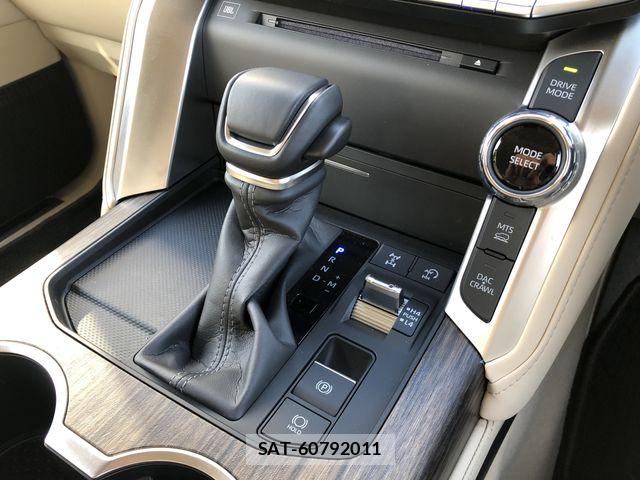 Toyota LAND CRUISER 2023-04 6612661-18
