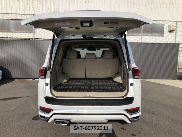 Toyota LAND CRUISER 2023-04 6612661-19