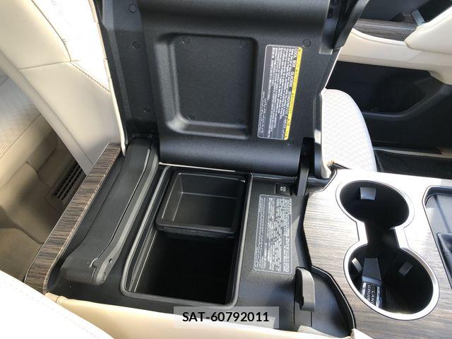 Toyota LAND CRUISER 2023-04 6612661-28