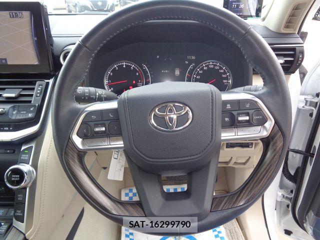 Toyota LAND CRUISER 2023-12 6672201-16