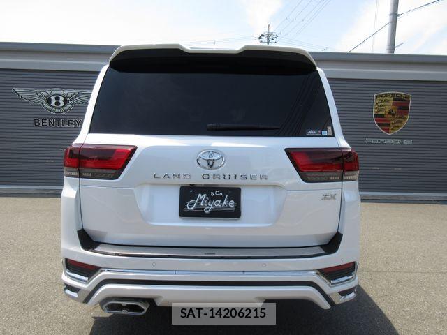 Toyota LAND CRUISER 2023-07 6676595-10