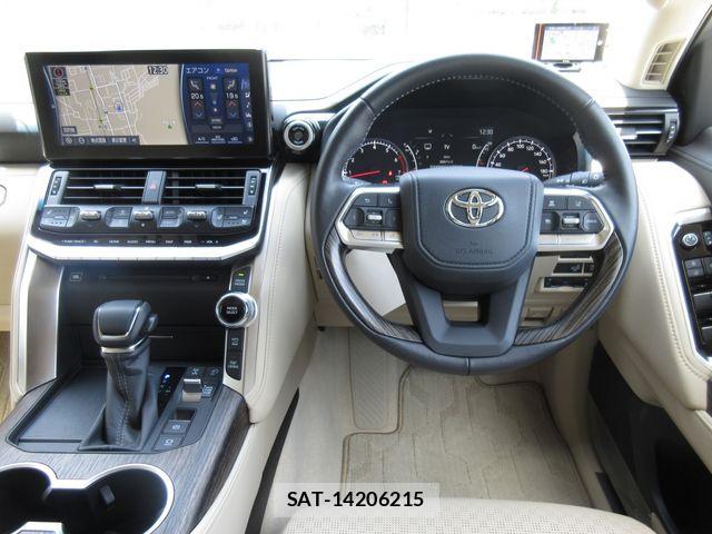 Toyota LAND CRUISER 2023-07 6676595-13