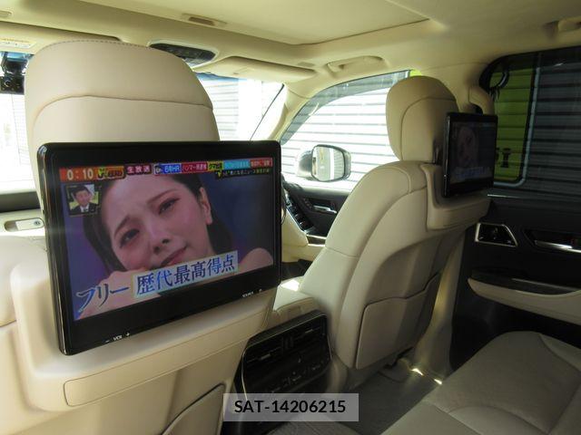 Toyota LAND CRUISER 2023-07 6676595-24