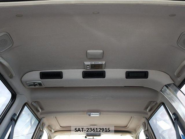 Toyota LAND CRUISER 1996-01 6676598-19