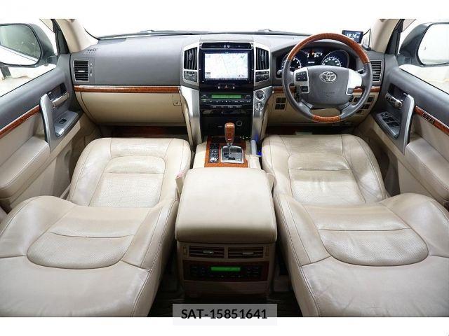 Toyota LAND CRUISER 2012-01 6676600-1