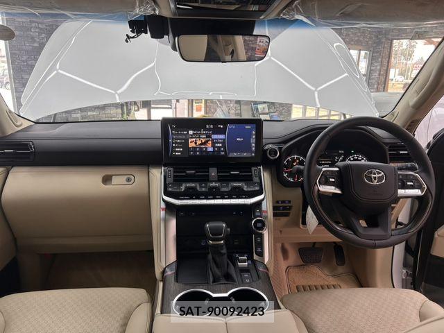 Toyota LAND CRUISER 2023-07 6716471-11