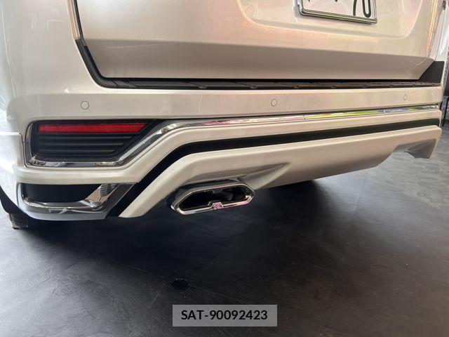 Toyota LAND CRUISER 2023-07 6716471-24