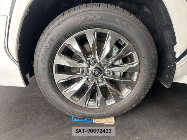 Toyota LAND CRUISER 2023-07 6716471-26
