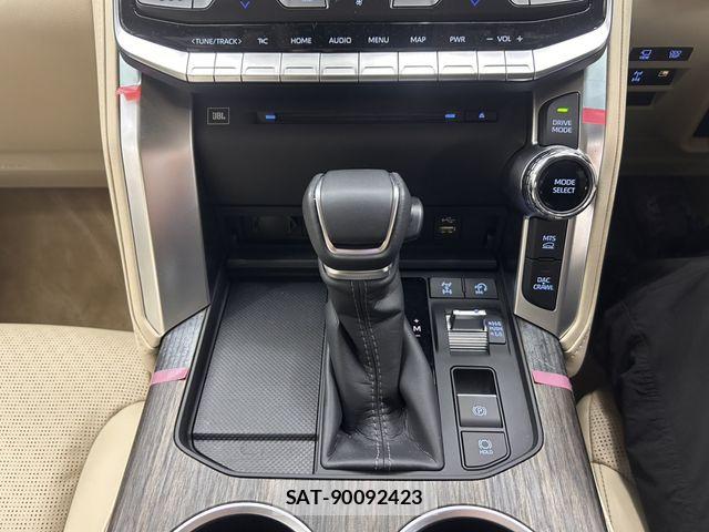 Toyota LAND CRUISER 2023-07 6716471-28