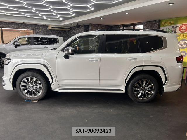 Toyota LAND CRUISER 2023-07 6716471-7