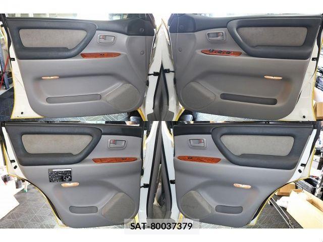 Toyota LAND CRUISER 2005-01 6752187-10