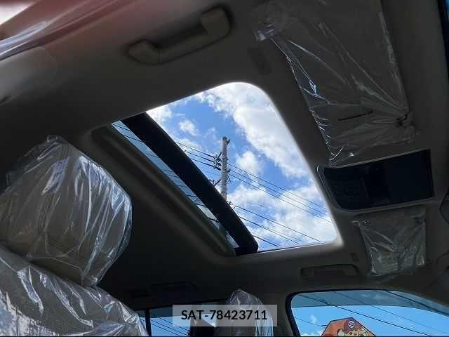 Toyota LAND CRUISER 2023-09 6815630-12