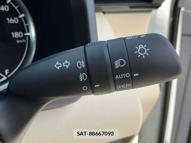 Toyota LAND CRUISER 2023-09 6815628-12