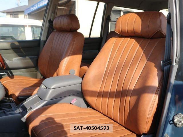 Toyota LAND CRUISER 1995-01 6815635-5