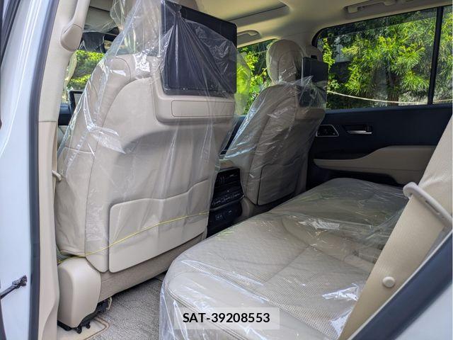 Toyota LAND CRUISER 2025-11 6815626-16