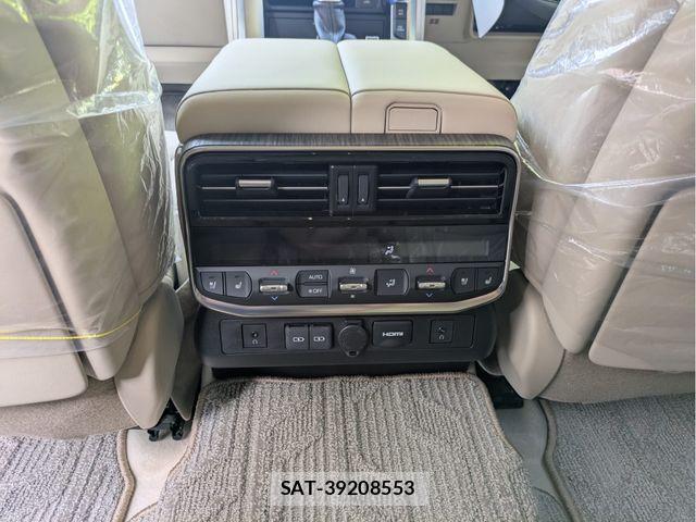 Toyota LAND CRUISER 2025-11 6815626-25