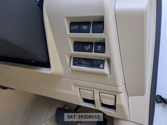 Toyota LAND CRUISER 2025-11 6815626-26