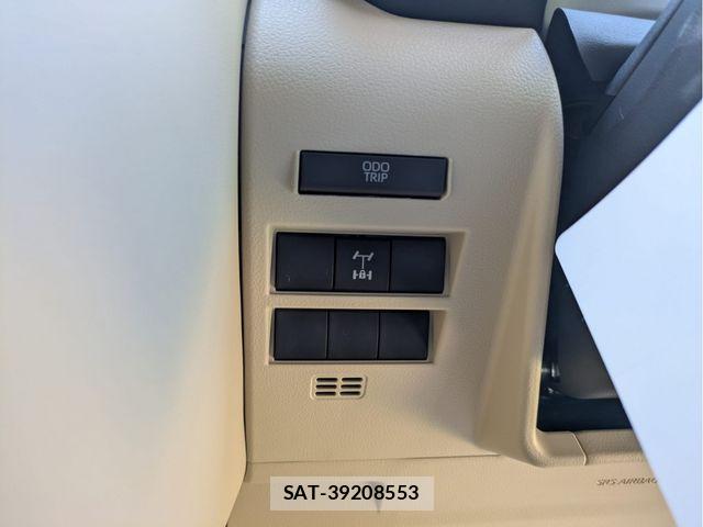 Toyota LAND CRUISER 2025-11 6815626-27