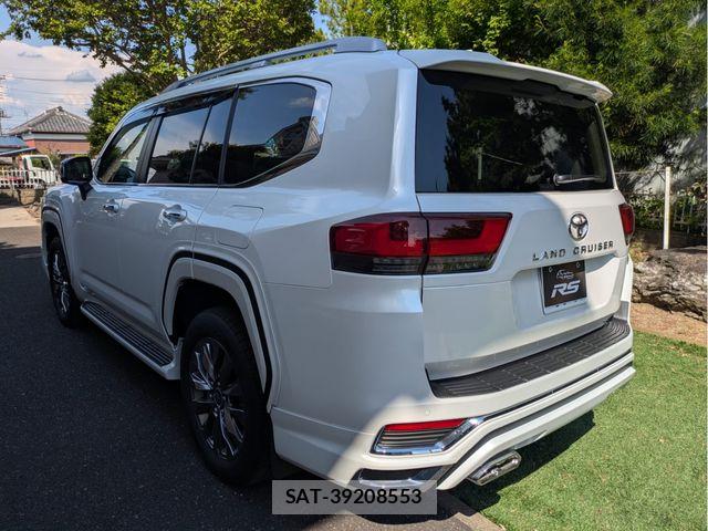 Toyota LAND CRUISER 2025-11 6815626-6