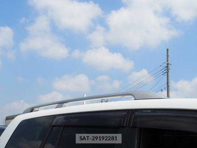 Toyota LAND CRUISER 2018-11 6907368-9