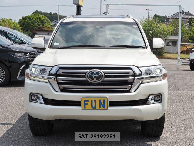 Toyota LAND CRUISER 2018-11 6907368-1