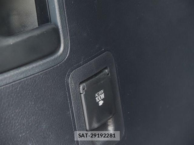 Toyota LAND CRUISER 2018-11 6907368-19