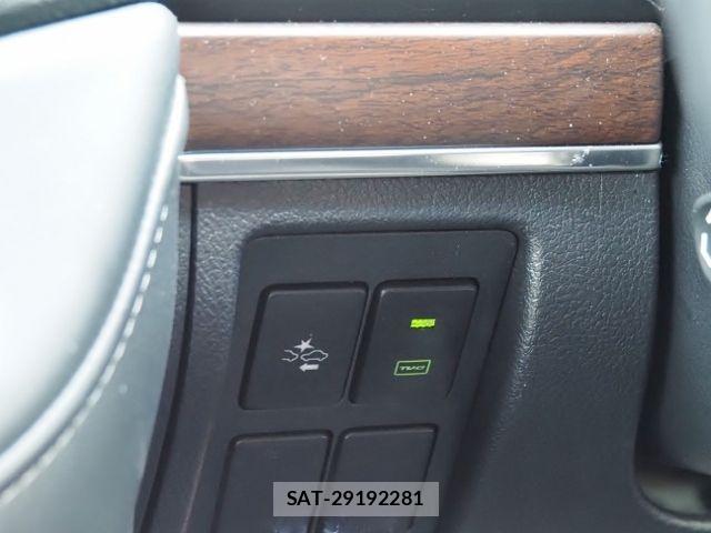 Toyota LAND CRUISER 2018-11 6907368-27