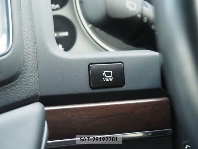 Toyota LAND CRUISER 2018-11 6907368-28