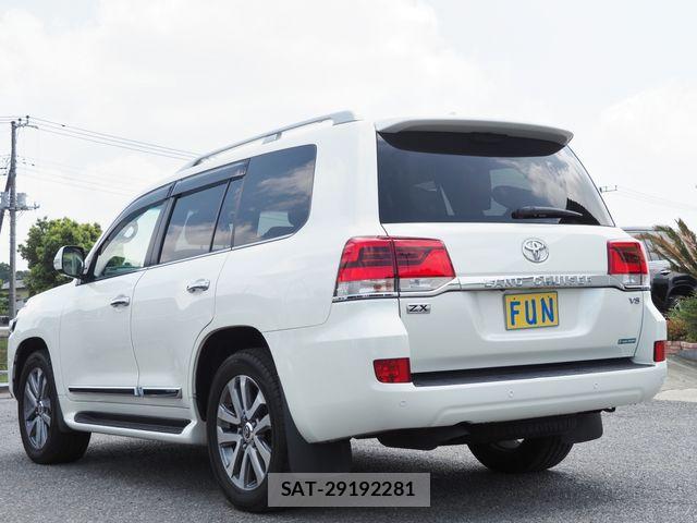 Toyota LAND CRUISER 2018-11 6907368-5