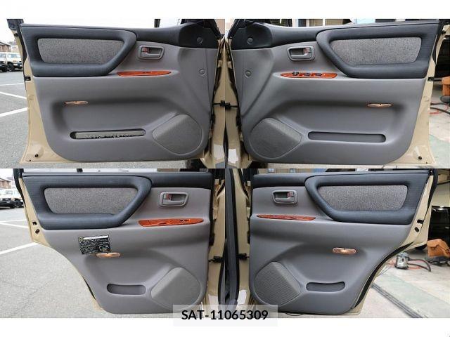 Toyota LAND CRUISER 2005-01 6907374-19