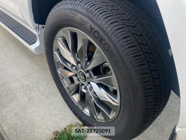 Toyota LAND CRUISER 2024-03 6907356-9