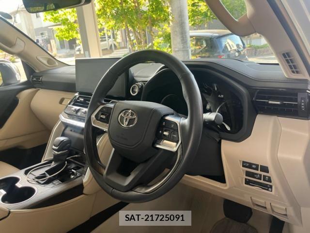 Toyota LAND CRUISER 2024-03 6907356-17
