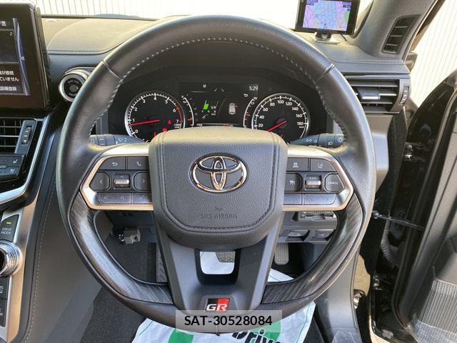 Toyota LAND CRUISER 2023-02 6907349-15