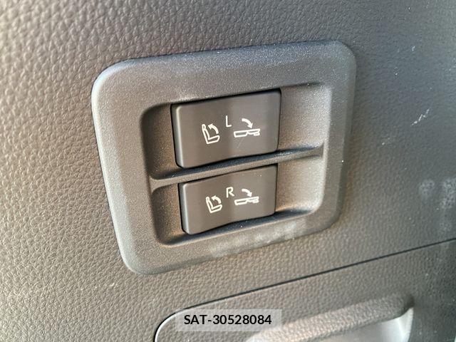 Toyota LAND CRUISER 2023-02 6907349-22