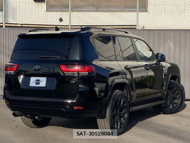 Toyota LAND CRUISER 2023-02 6907349-6